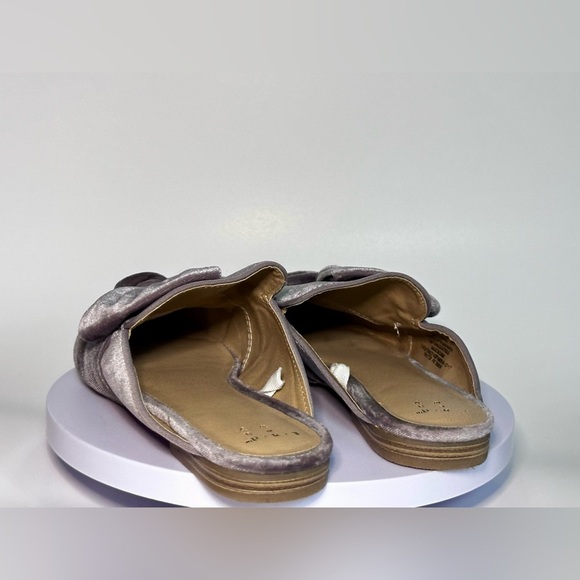 A New Day Slippers Lavendar - Picture 7 of 7